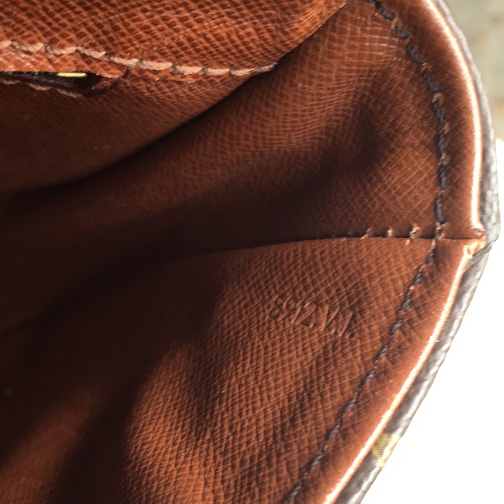 Authentic Louis Vuitton Chantily MM. - Picture 15 of 16
